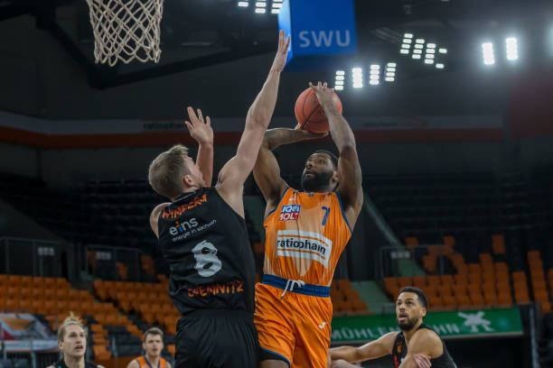 济南奥体中 济南奥体中